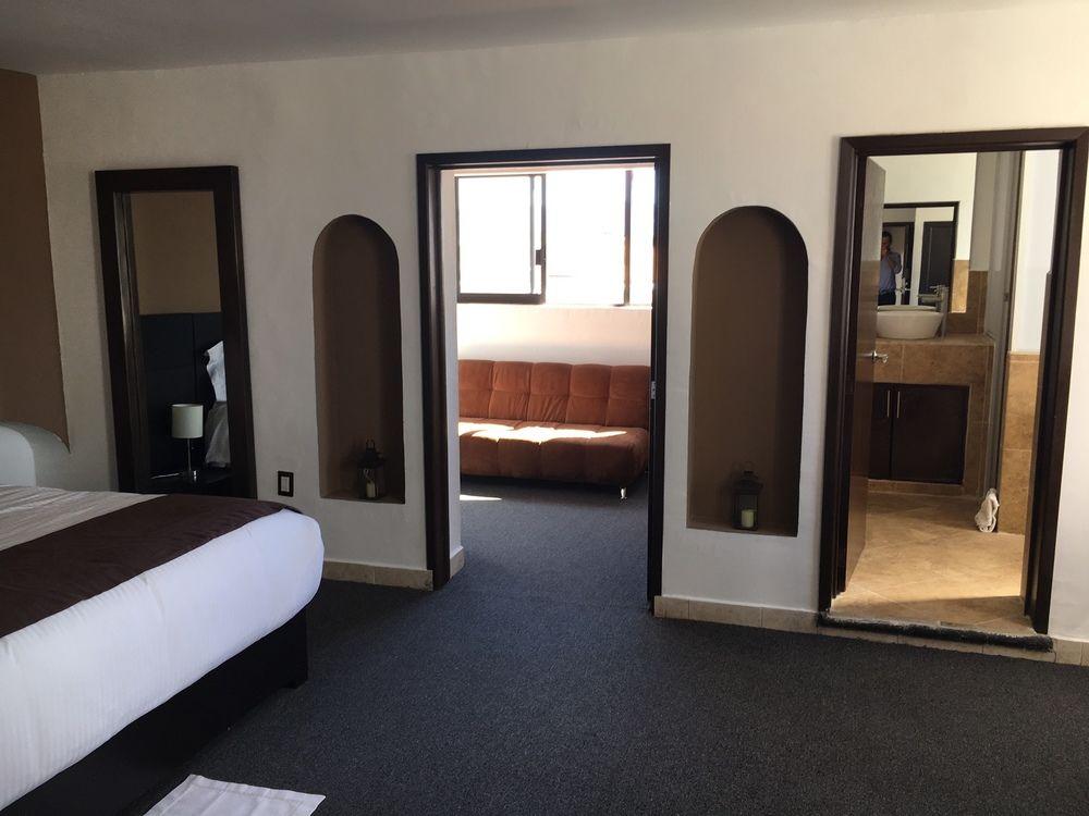 Kuku Ruku Hotel Керетаро Экстерьер фото