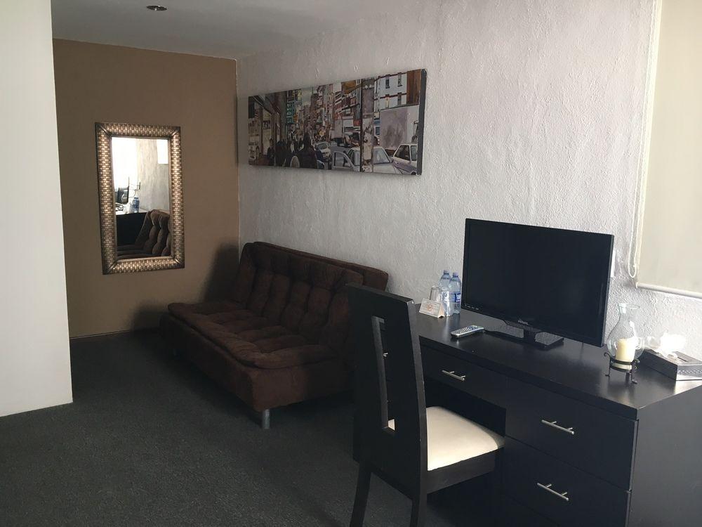 Kuku Ruku Hotel Керетаро Экстерьер фото