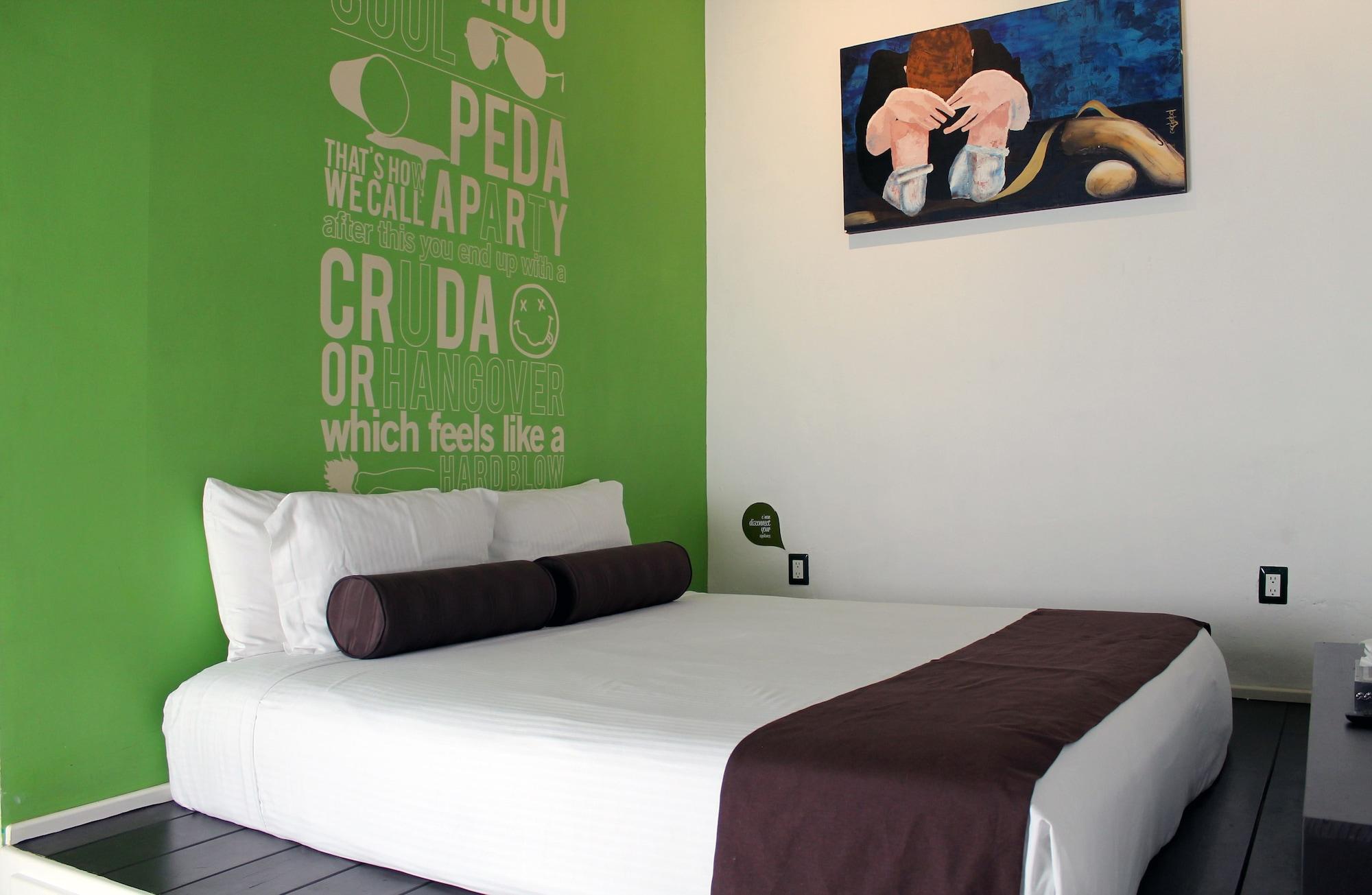 Kuku Ruku Hotel Керетаро Экстерьер фото