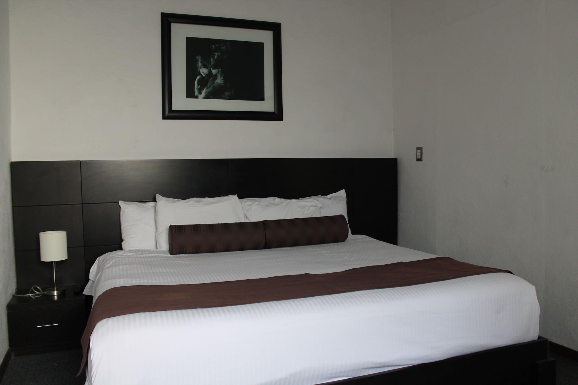 Kuku Ruku Hotel Керетаро Экстерьер фото