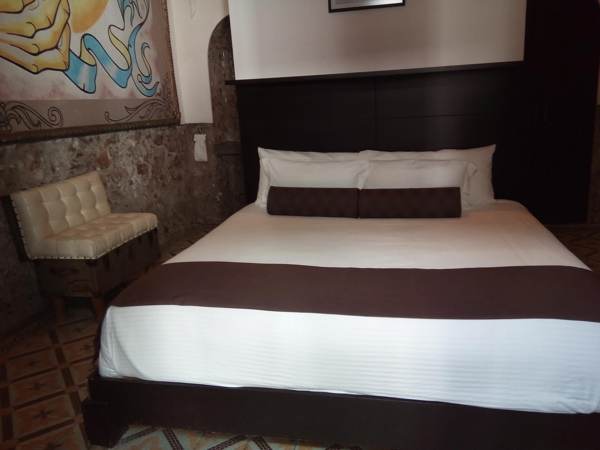 Kuku Ruku Hotel Керетаро Экстерьер фото